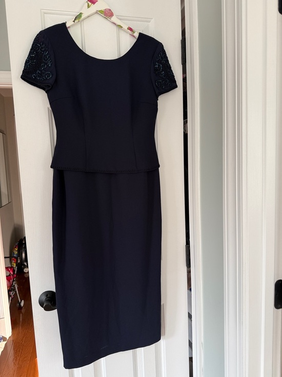 Donna Morgan Dresses & Skirts - Donna Morgan Navy Midi Sheath Dress with Beaded Sleeves 6 petite